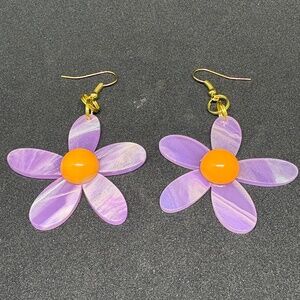 Acrylic Flower Daisy Earrings: Bloom in Color, Boho Chic